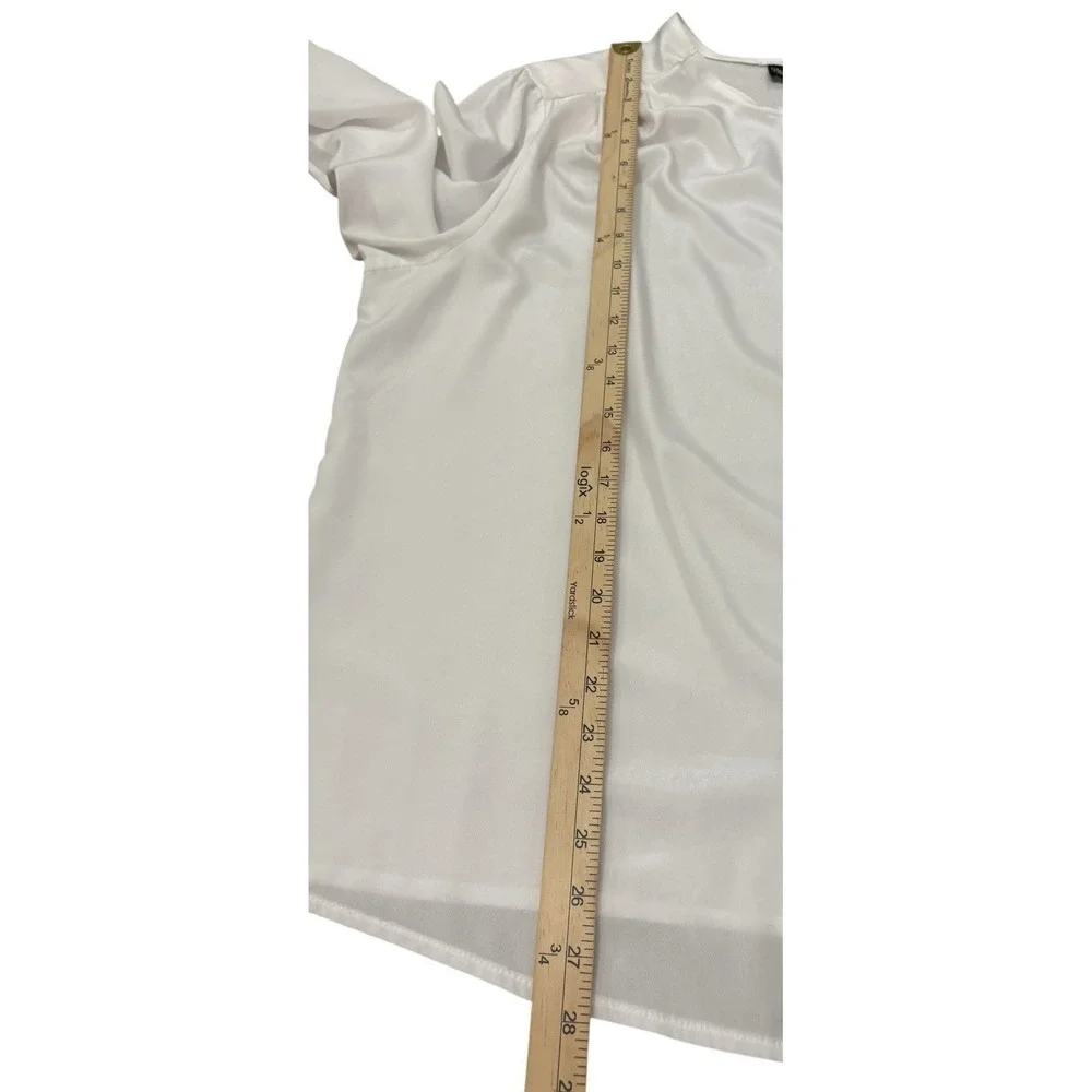 Vtg Gianna Woman Ivory Satin Blouse Hidden Button Career Top Est. 2X See Desc - Picture 11 of 12